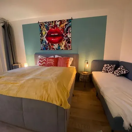 Blue Chili 17 Schoene 3 Zi Toplage Boxspringbett Balkon Wifi Daire Magdeburg